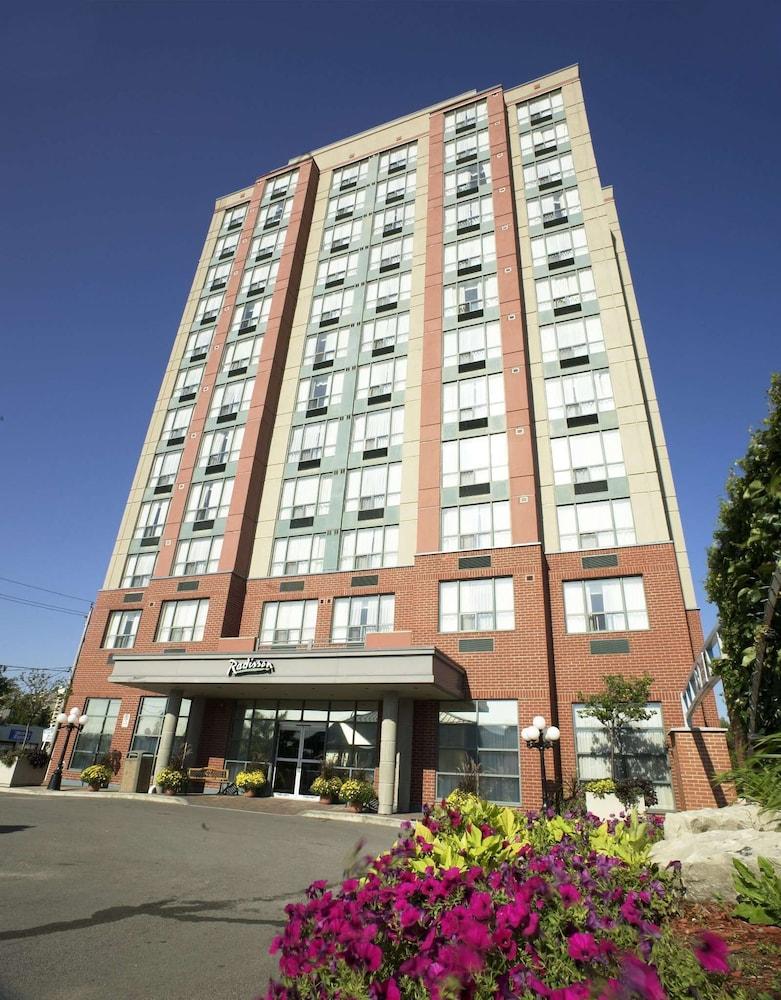 Courtyard By Marriott Kitchener Hotel Exterior foto